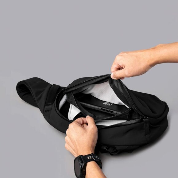 NWOT Alpaka Metro Crossbody Bag Right Black | Axoflux 210D - Picture 6 of 6